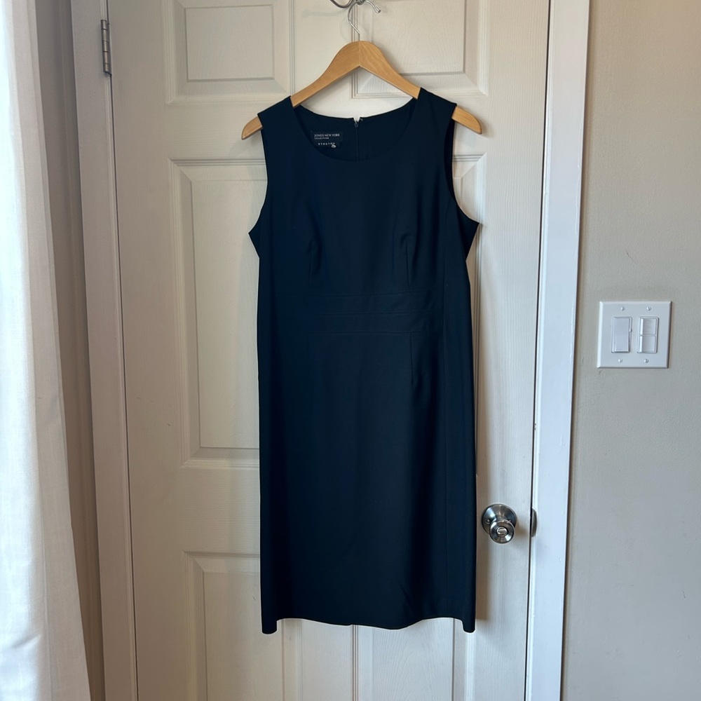 Jones New York Black Sleeveless Dress